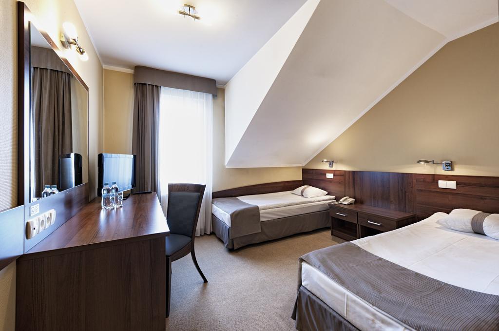 Hotel Piaskowy Pless Zimmer foto