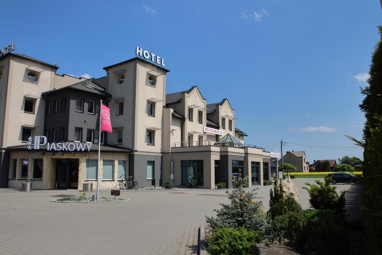 Hotel Piaskowy Pless Exterior foto